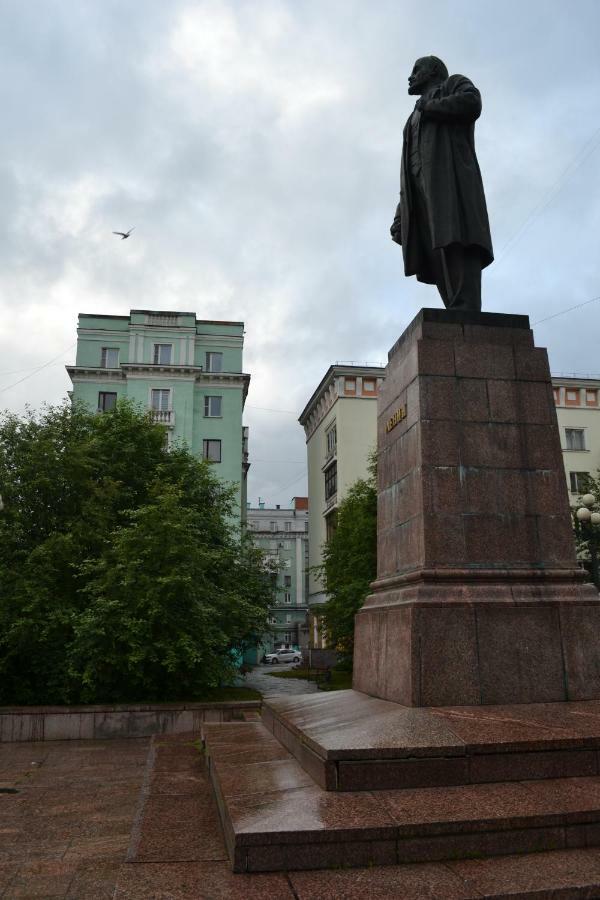 Lenin Avenue, 65 Leilighet Murmansk Eksteriør bilde